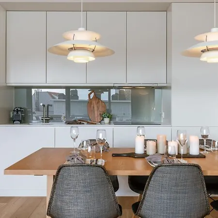 Modern With Terrace On Prime Location דירה קנוקה-הייסט